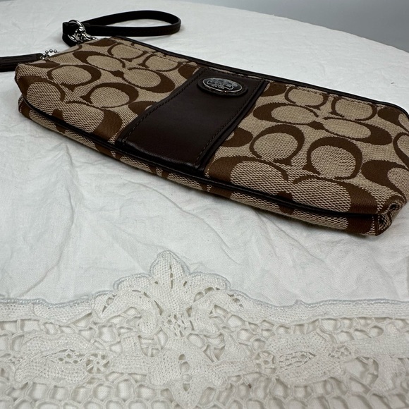 Coach Signature Tan Brown Canvas Leather Wristlet Wallet Small Purse - Picture 8 of 9